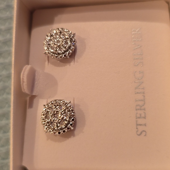 BELK STERLING SILVER WOMEN'S DIAMOND STUD POST EARRINGS - Picture 2 of 8